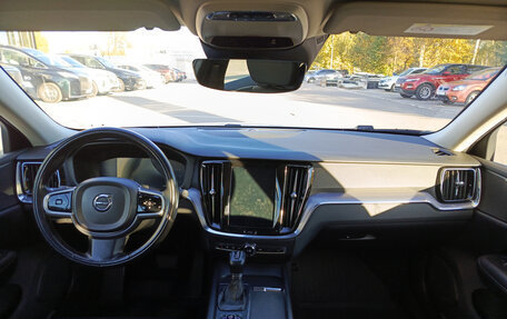 Volvo V60 II, 2018 год, 2 385 000 рублей, 17 фотография