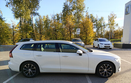 Volvo V60 II, 2018 год, 2 385 000 рублей, 5 фотография