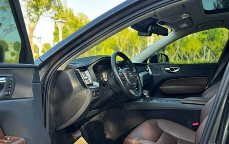 Volvo XC60 II, 2019 год, 2 421 212 рублей, 6 фотография