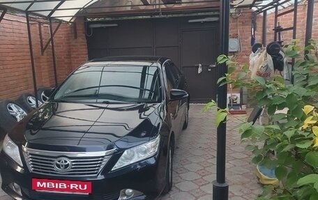 Toyota Camry, 2013 год, 1 395 000 рублей, 2 фотография