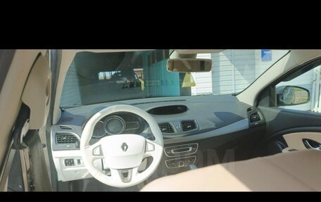 Renault Fluence I, 2011 год, 650 000 рублей, 5 фотография