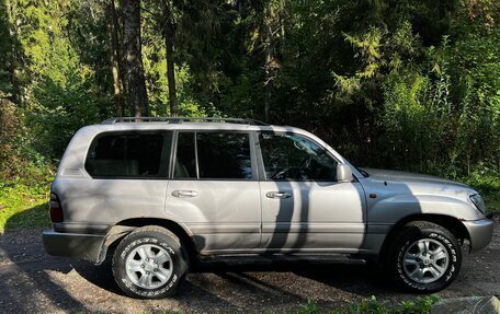 Toyota Land Cruiser 100 рестайлинг 2, 2003 год, 1 900 000 рублей, 6 фотография