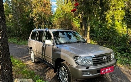 Toyota Land Cruiser 100 рестайлинг 2, 2003 год, 1 900 000 рублей, 7 фотография