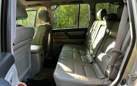 Toyota Land Cruiser 100 рестайлинг 2, 2003 год, 1 900 000 рублей, 15 фотография