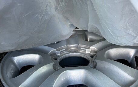 Toyota Land Cruiser 100 рестайлинг 2, 2003 год, 1 900 000 рублей, 21 фотография