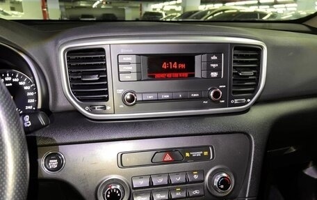 KIA Sportage IV рестайлинг, 2020 год, 2 095 000 рублей, 25 фотография