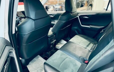 Toyota RAV4, 2025 год, 4 500 000 рублей, 7 фотография