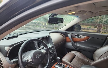 Infiniti QX70, 2014 год, 2 650 000 рублей, 14 фотография
