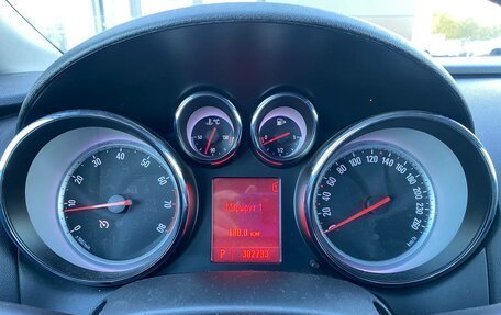 Opel Astra J, 2010 год, 728 000 рублей, 8 фотография