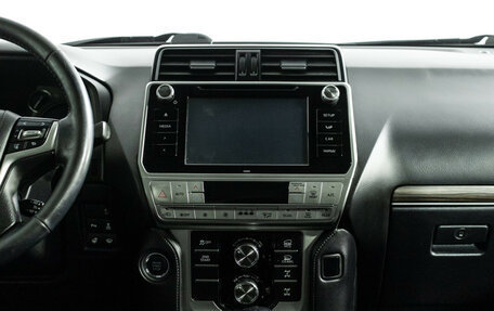 Toyota Land Cruiser Prado 150 рестайлинг 2, 2017 год, 3 999 585 рублей, 14 фотография