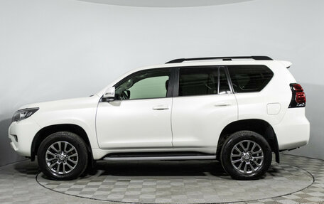 Toyota Land Cruiser Prado 150 рестайлинг 2, 2017 год, 3 999 585 рублей, 8 фотография