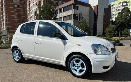Toyota Vitz, 2004 год, 450 000 рублей, 2 фотография