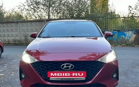 Hyundai Solaris II рестайлинг, 2020 год, 1 390 000 рублей, 9 фотография