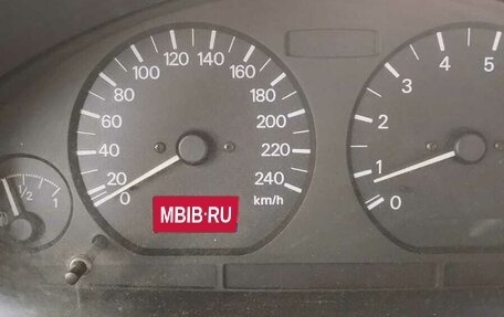 Mitsubishi Carisma I, 1999 год, 27 500 рублей, 1 фотография
