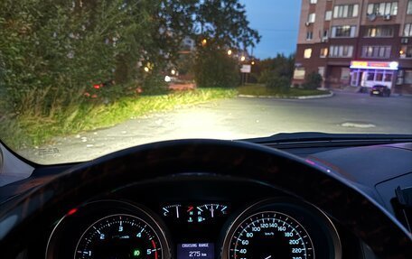 Toyota Land Cruiser 200, 2011 год, 3 400 000 рублей, 7 фотография