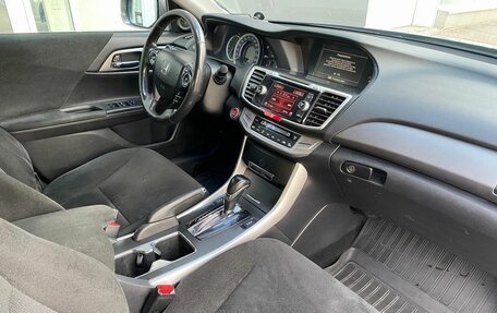 Honda Accord IX рестайлинг, 2013 год, 1 279 000 рублей, 7 фотография