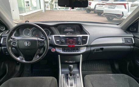 Honda Accord IX рестайлинг, 2013 год, 1 279 000 рублей, 9 фотография