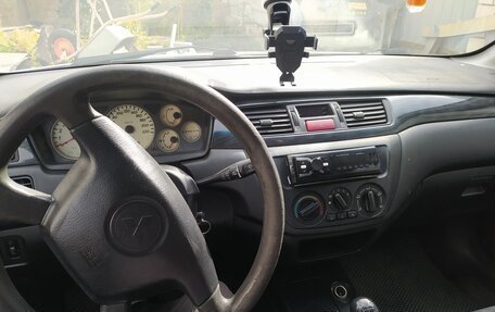 Mitsubishi Lancer IX, 2005 год, 285 000 рублей, 6 фотография