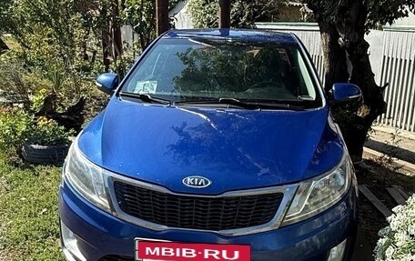KIA Rio III рестайлинг, 2012 год, 700 000 рублей, 2 фотография