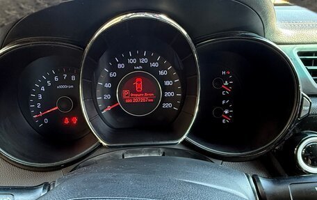 KIA Rio III рестайлинг, 2012 год, 700 000 рублей, 15 фотография