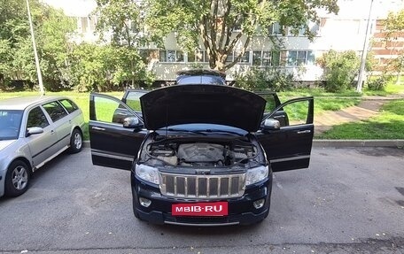 Jeep Grand Cherokee, 2012 год, 1 900 000 рублей, 17 фотография