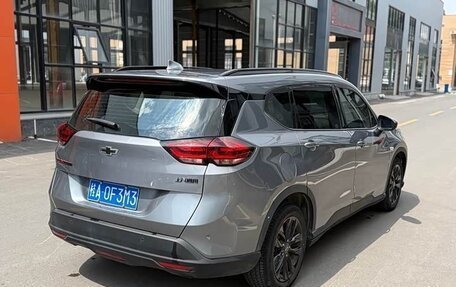 Chevrolet Orlando, 2022 год, 1 300 000 рублей, 6 фотография