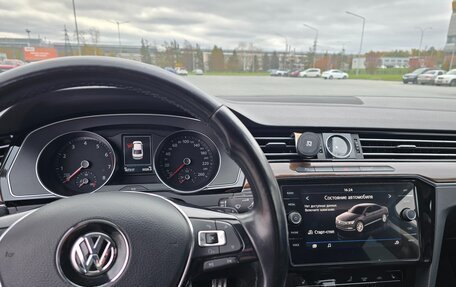 Volkswagen Passat B8 рестайлинг, 2017 год, 1 750 000 рублей, 7 фотография