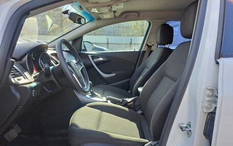 Opel Astra J, 2013 год, 859 000 рублей, 16 фотография