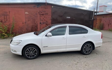 Skoda Octavia, 2011 год, 850 000 рублей, 2 фотография