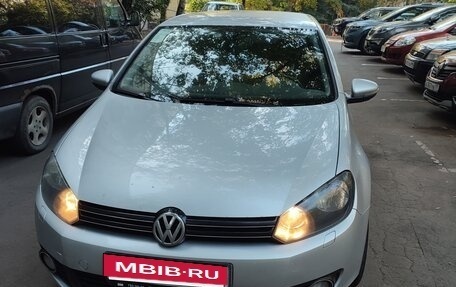 Volkswagen Golf VI, 2012 год, 850 000 рублей, 2 фотография