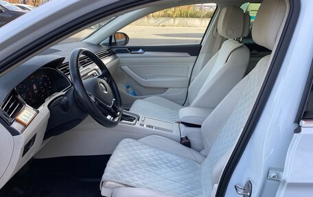 Volkswagen Passat B8 рестайлинг, 2016 год, 2 170 000 рублей, 10 фотография