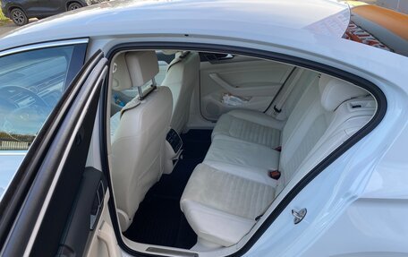 Volkswagen Passat B8 рестайлинг, 2016 год, 2 170 000 рублей, 11 фотография