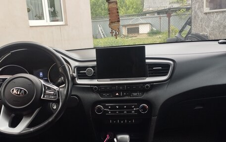KIA cee'd III, 2018 год, 1 950 000 рублей, 8 фотография