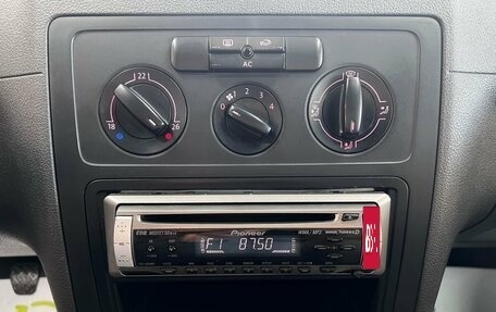 Volkswagen Caddy III рестайлинг, 2010 год, 895 000 рублей, 17 фотография