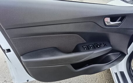 Hyundai Solaris II рестайлинг, 2019 год, 1 419 000 рублей, 10 фотография