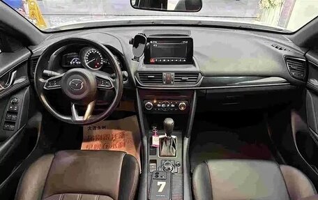 Mazda CX-4, 2021 год, 1 890 000 рублей, 13 фотография
