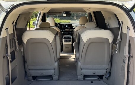 KIA Carnival, 2021 год, 2 892 000 рублей, 20 фотография