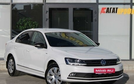 Volkswagen Jetta VI, 2018 год, 1 440 000 рублей, 3 фотография