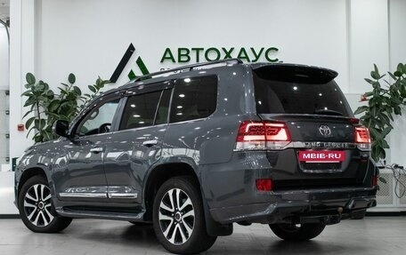 Toyota Land Cruiser 200, 2019 год, 6 199 000 рублей, 6 фотография