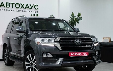 Toyota Land Cruiser 200, 2019 год, 6 199 000 рублей, 7 фотография