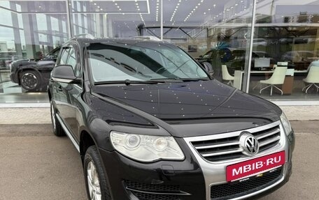 Volkswagen Touareg III, 2009 год, 1 150 000 рублей, 2 фотография