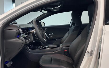 Mercedes-Benz A-Класс AMG, 2024 год, 9 700 000 рублей, 14 фотография