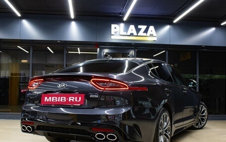 KIA Stinger I, 2018 год, 2 379 000 рублей, 6 фотография