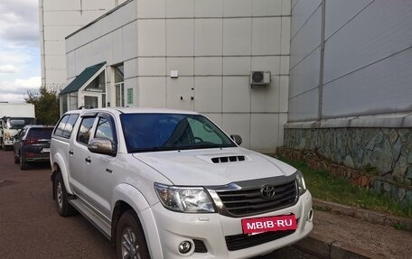 Toyota Hilux VII, 2013 год, 2 400 000 рублей, 8 фотография