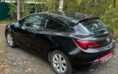 Opel Astra J, 2014 год, 970 000 рублей, 2 фотография