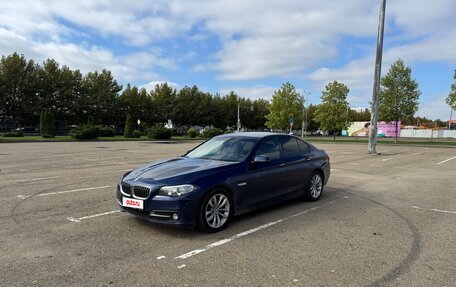BMW 5 серия, 2016 год, 1 950 000 рублей, 2 фотография