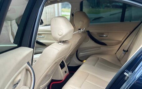 BMW 3 серия, 2012 год, 1 800 000 рублей, 9 фотография