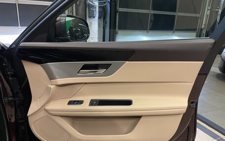 Jaguar XF II, 2016 год, 2 290 000 рублей, 17 фотография