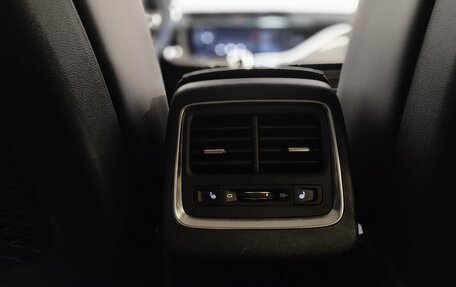 Geely Atlas, 2023 год, 1 989 000 рублей, 13 фотография