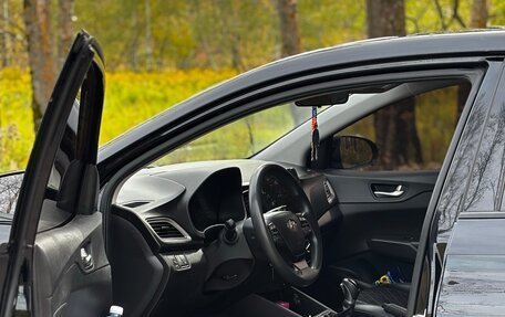 Hyundai Solaris II рестайлинг, 2019 год, 1 250 000 рублей, 10 фотография